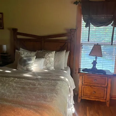Homestead Retreat